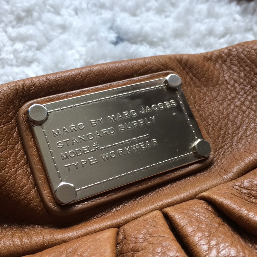 Marc by Marc Jacobs Q Hiller Hobo Bag - Picture 2 of 5